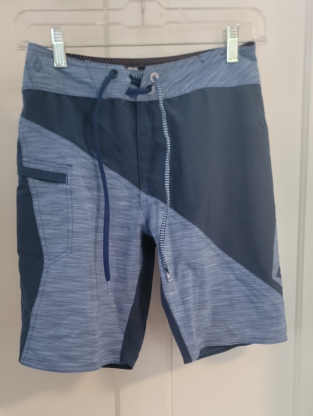 Volcom Men's Two-Tone Navy and Light Blue Boardshorts